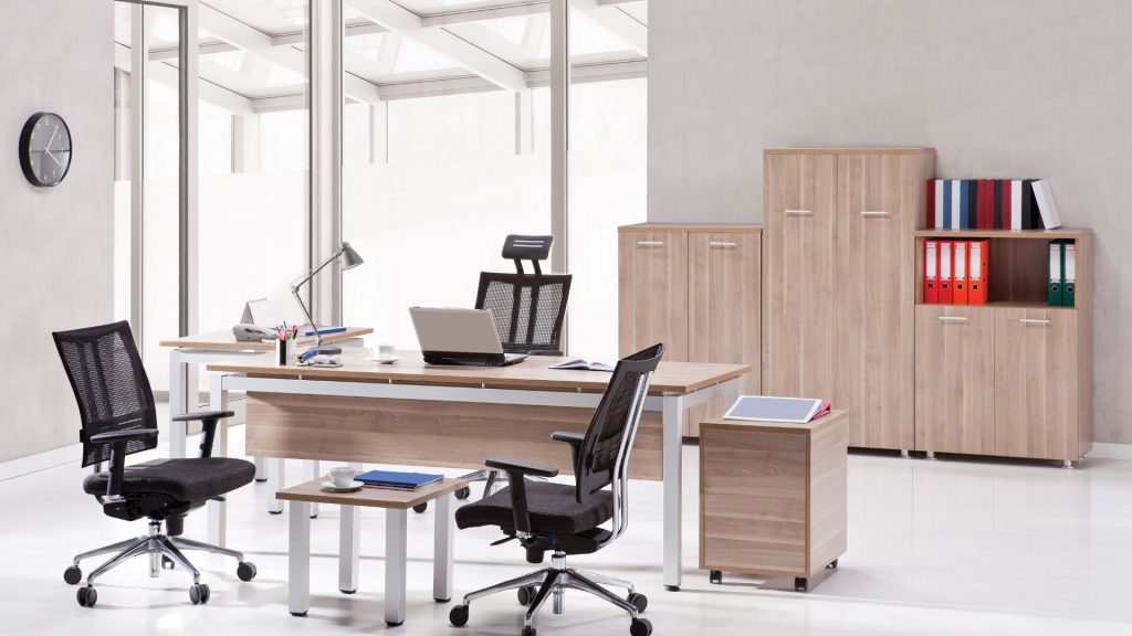 Furniture Custom untuk Ruang Kerja