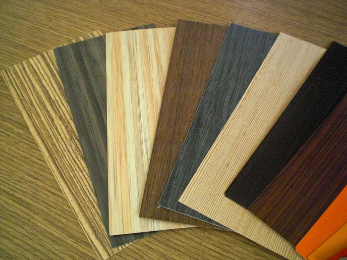 Furniture Jati atau HPL