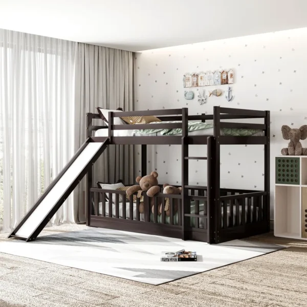 Tempat Tidur Susun Dengan Seluncuran