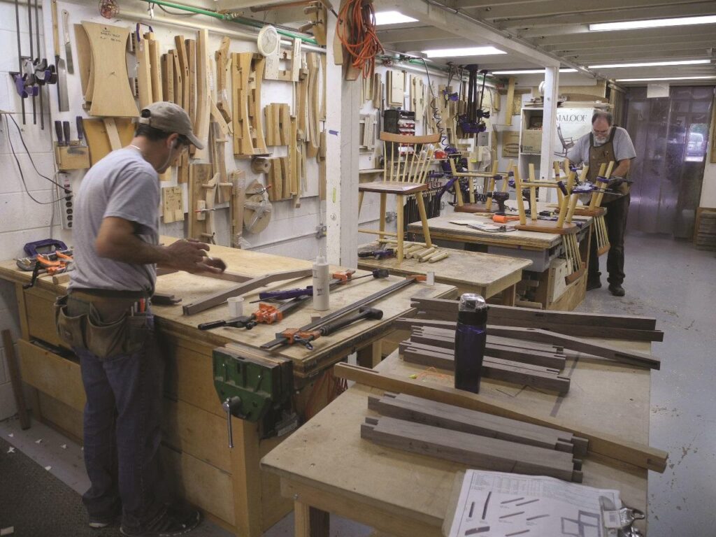 Pesan Furniture Custom