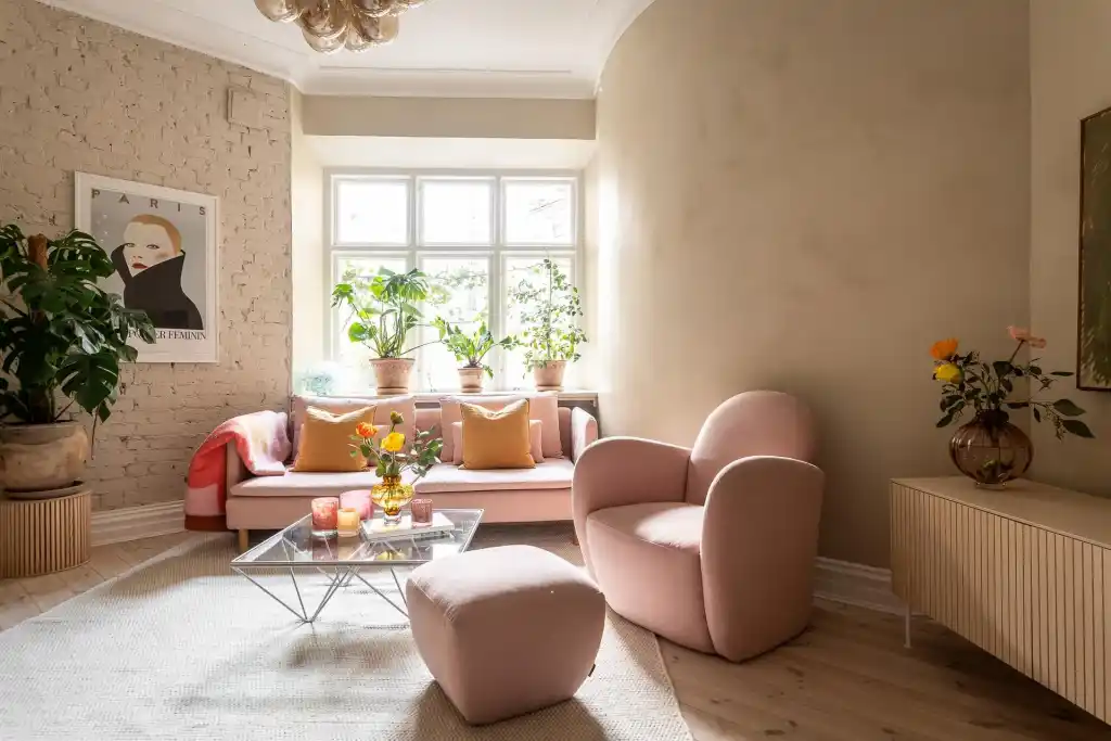 Warna Dusty Rose untuk Furniture Modern