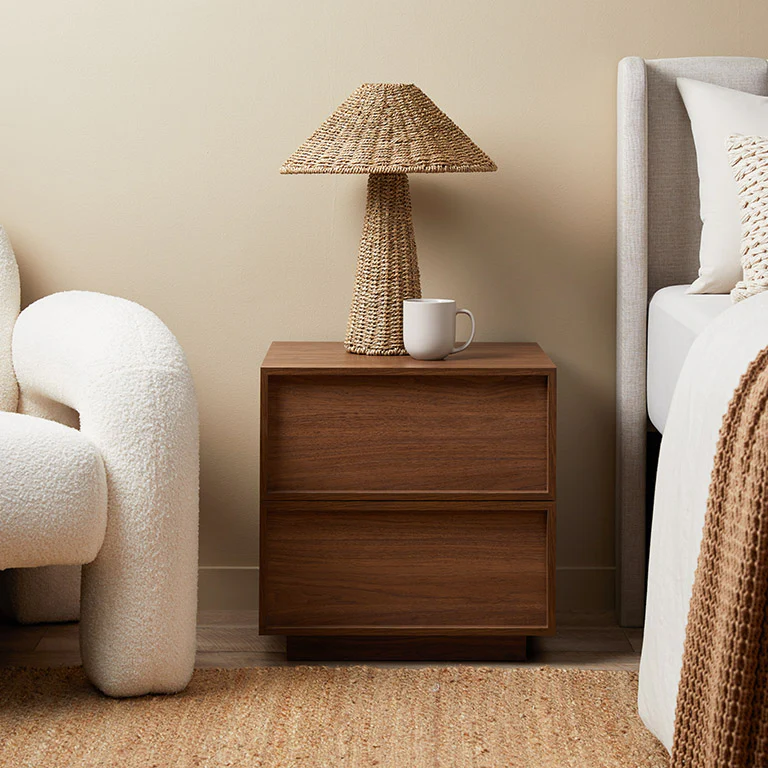 Desain Meja Samping Tempat Tidur