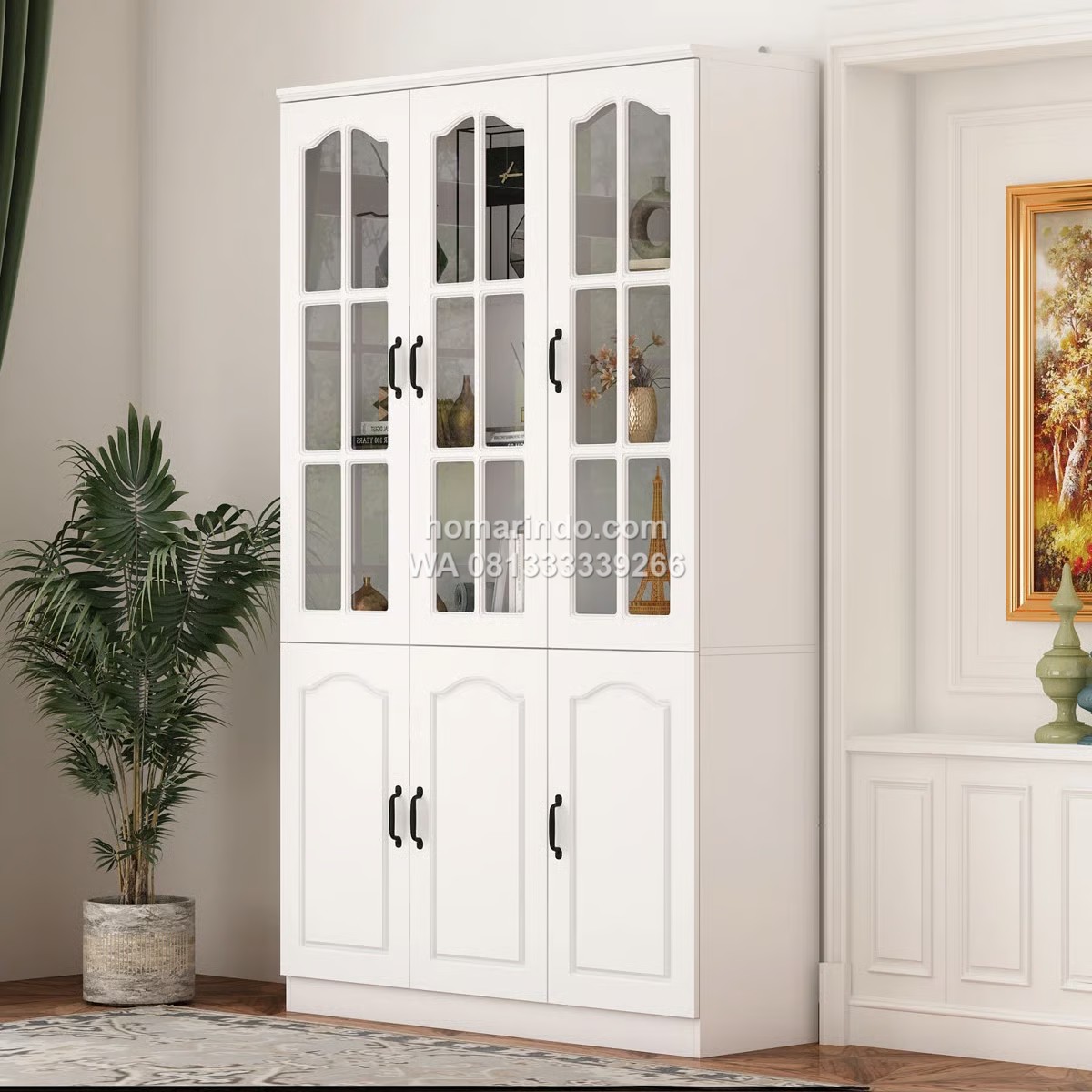 Lemari Hias Minimalis 3 Pintu Kaca Warna Putih