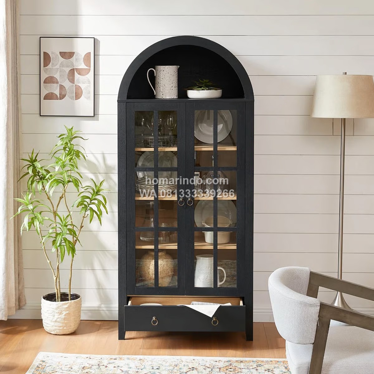 Lemari Pajangan Minimalis 2 Pintu Modern