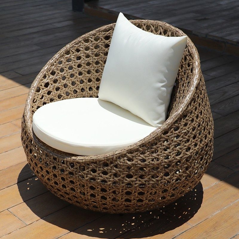 Sofa Conversation Outdoor Rotan Sintetis Dengan Bantalan