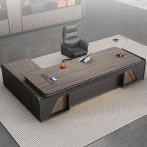 Meja Direktur Klasik Mewah Finishing HPL