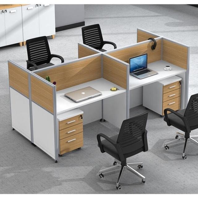7 Keunggulan Meja Staff Partisi Bahan HPL untuk Kantor Modern 2 7 Keunggulan Meja Staff Partisi Bahan HPL