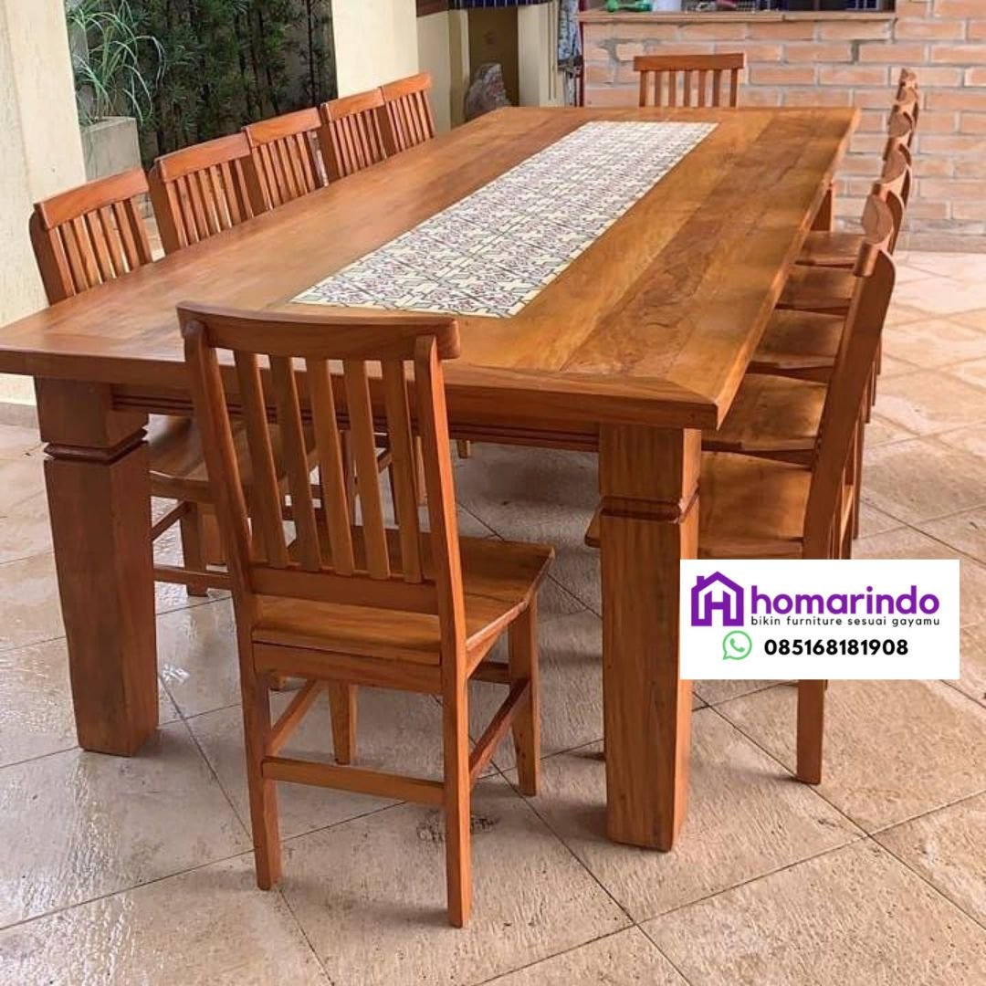 Meja Makan Natural Elegan Kayu Jati Karya Jepara