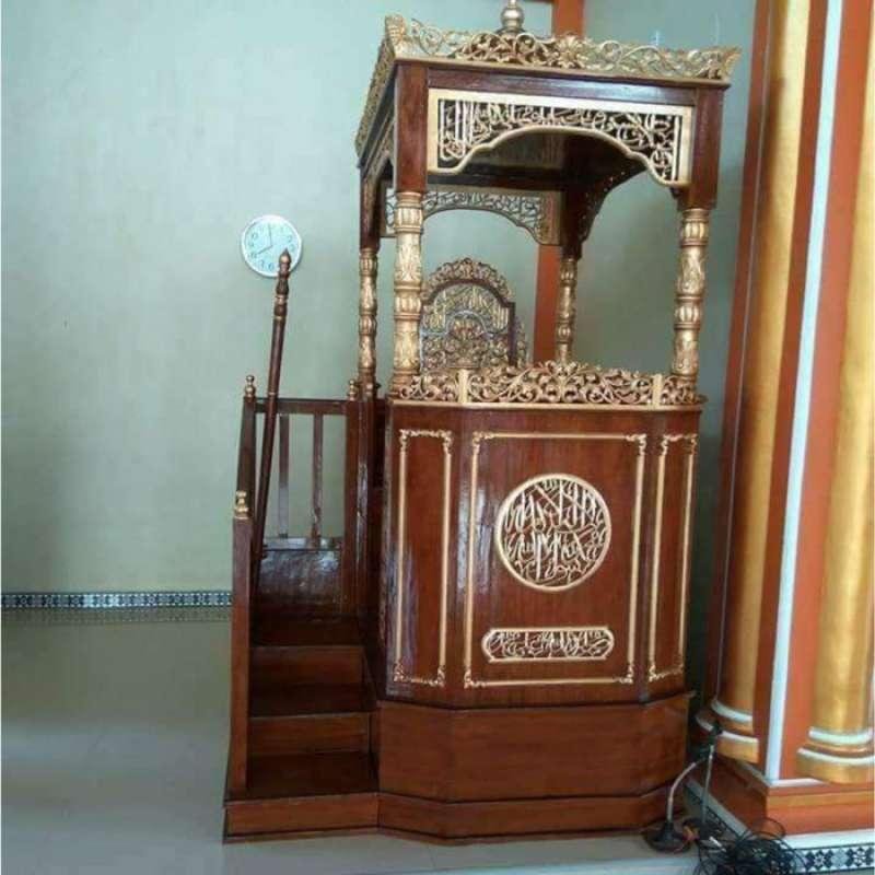 7 Jenis Finishing Terbaik untuk Mimbar Masjid Kayu Jati Agar Tampak Mewah 8 7 Jenis Finishing