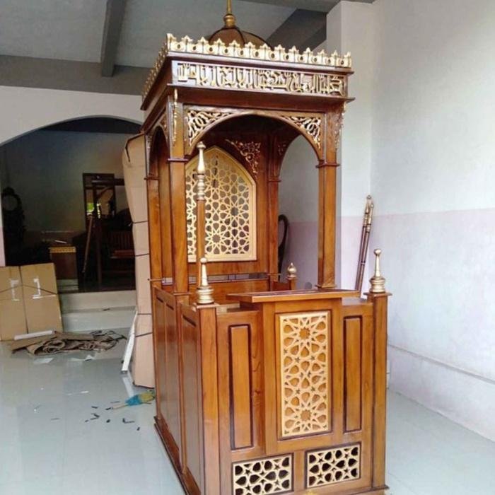 7 Jenis Finishing Terbaik untuk Mimbar Masjid Kayu Jati Agar Tampak Mewah 4 7 Jenis Finishing