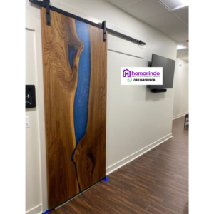 Pintu Resin Kayu Solid Kombinasi Geser Eksklusif dari Homarindo