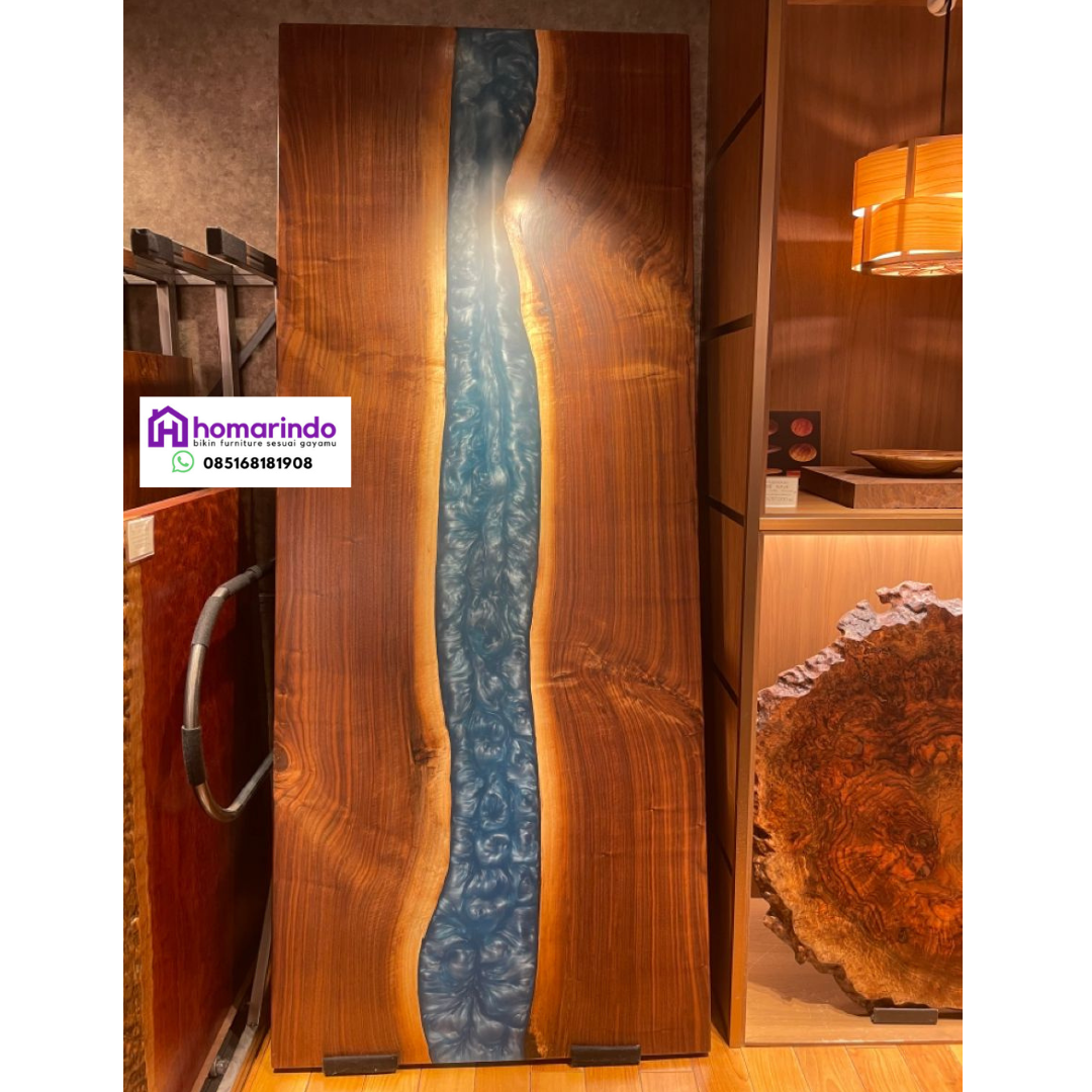 Pintu Resin Kayu Solid Eksklusif