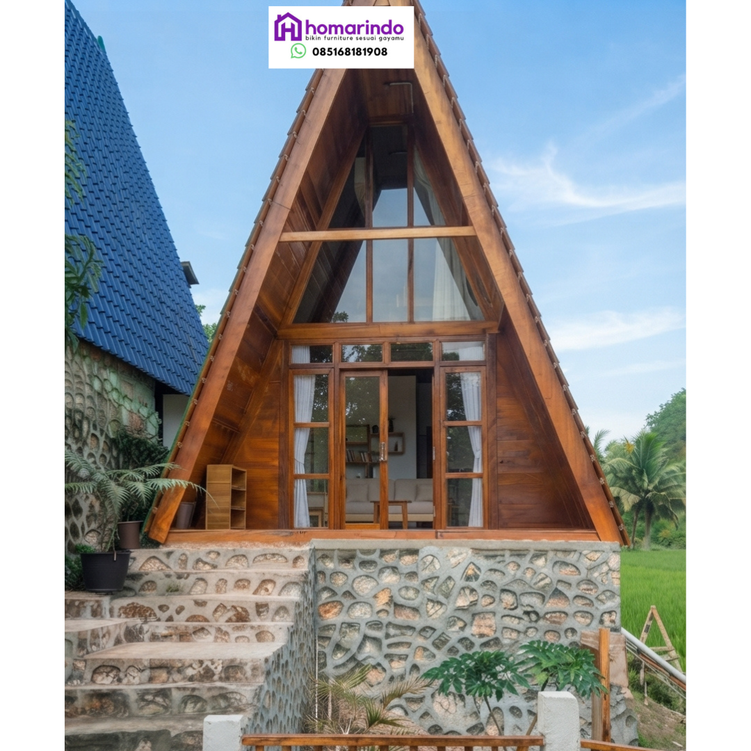 Rumah Segitiga Kayu Jati Klasik