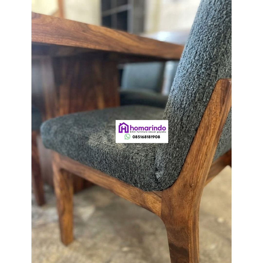 Set Meja Makan Kayu Jati Premium Set Meja Makan Kayu Jati Premium